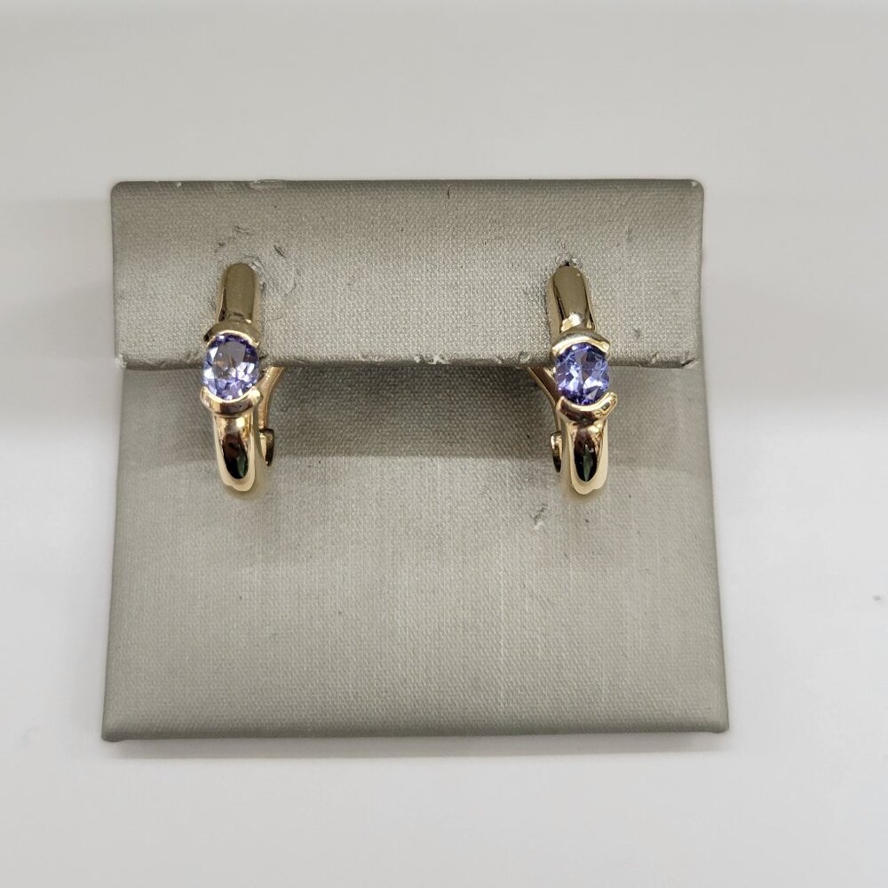 Blue Sapphire Stone in an English Lock Style Earrings, 14kt Yellow Gold